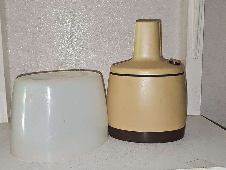 Vintage Electric Lamps