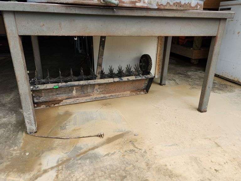 Vintage Metal Work Bench