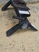 Fifth Wheel Hitch, Draw Right Gooseneck Hitch Plate, Hitch Hook-up Brackets & Mounting Hardware,