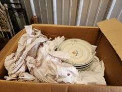 International China Company Marmalade dinnerware set