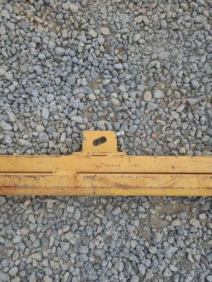 Gorbel Spreader Bar