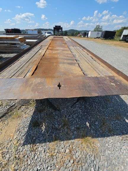 Hydraulic Gooseneck with Electric Winch