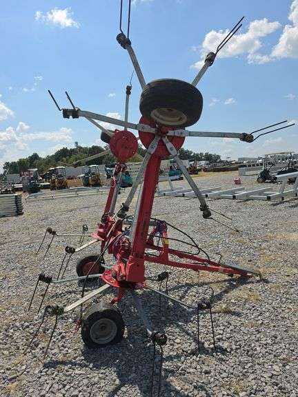 2013 Farmking Hay Teddar