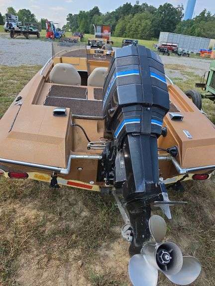 1980 Glastron Boat