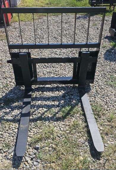 AGT Skid Steer Pallet Forks
