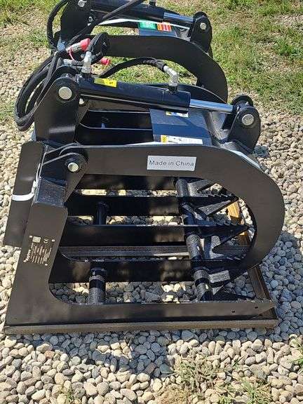 Raytree Skid Steer Brush Grapple