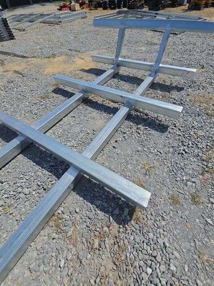 Galvanized Round Bale Hay Feeder