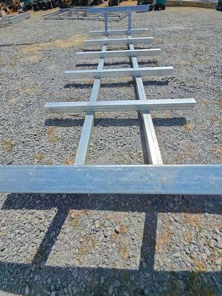 Galvanized Round Bale Hay Feeder