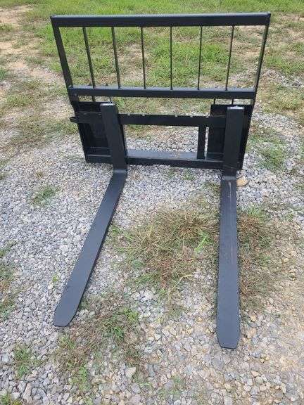 AGT/Mower King Skid Steer Pallet Forks