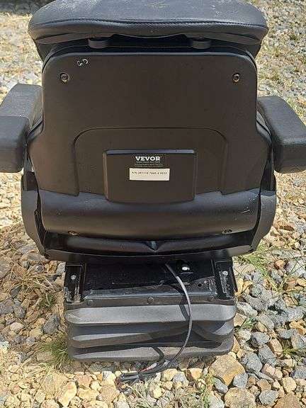 Vevor Universal Tractor Seat with Suspension