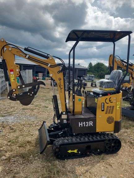 CFG Industrial H13R Mini Excavator