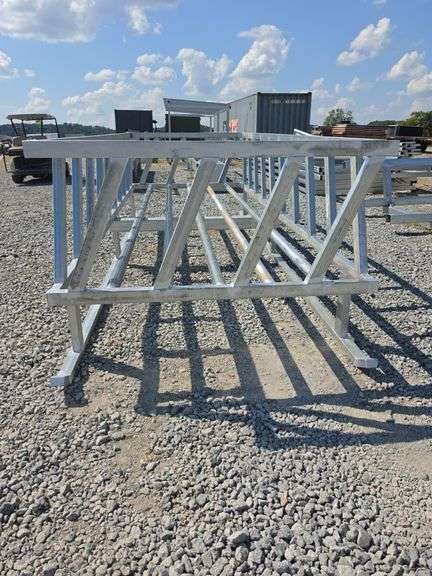 3-Round Bale Galvanized Hay Feeder