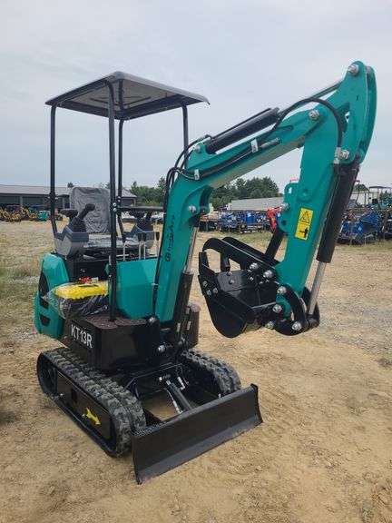 CFG Industrial KT13R Mini Excavator