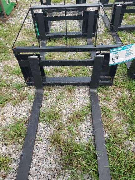 AGT Skid Steer Pallet Forks