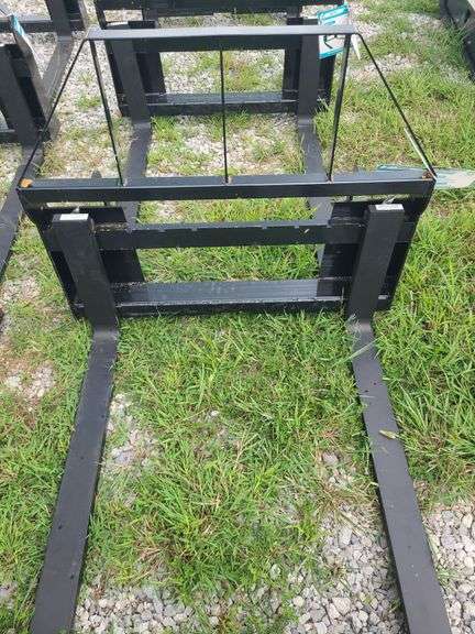 AGT Skid Steer Pallet Forks