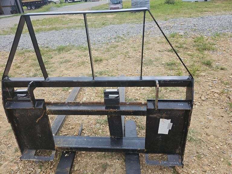 Skid Steer Pallet Fork