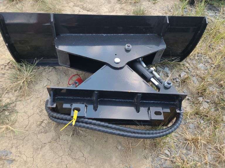 Mini Skid Steer Hydraulic Tilting Snow/Dozer Blade
