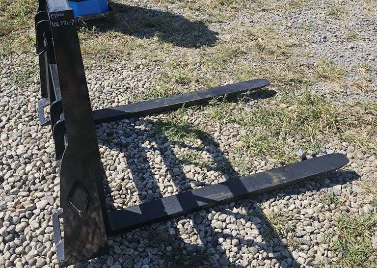 AGT/Mower King Skid Steer Pallet Forks