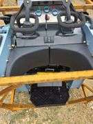 SDLanch SSL1200 Skid Steer Loader