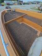1980 Glastron Boat