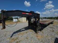 Hydraulic Gooseneck with Electric Winch
