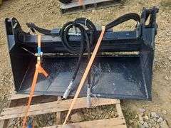 Wolverine Mini Skid Steer 4-in-1 Bucket