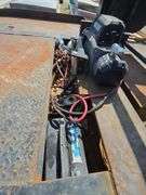 Hydraulic Gooseneck with Electric Winch