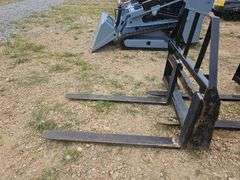 Skid Steer Pallet Fork