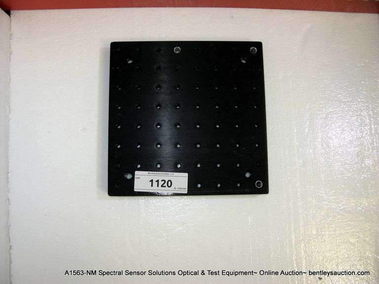 THOR LABS OPTICAL TRAY, 8" X 8"