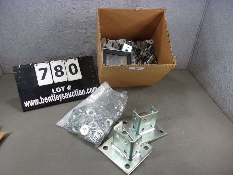 BOX UNISTRUT ASSORTED METAL STRUTS, MODEL P207A50 Bentley