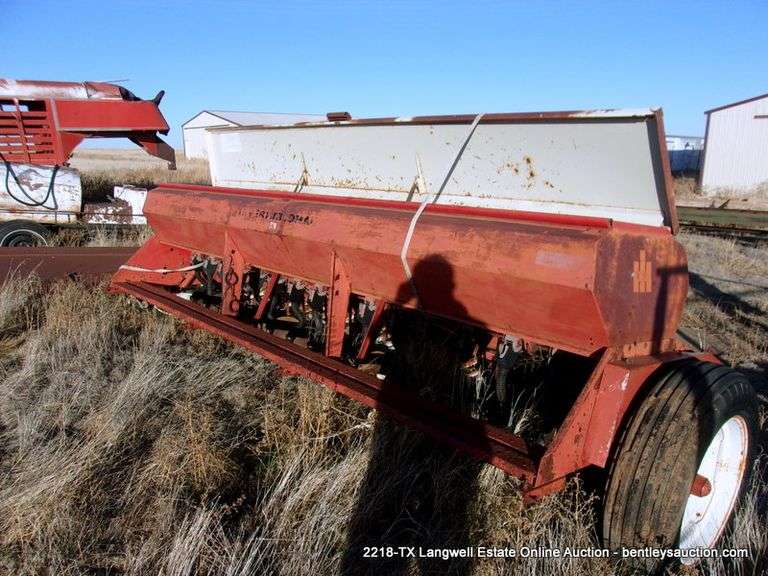 INTERNATIONAL DEMPSTER SEED DRILL Bentley & Associates, LLC