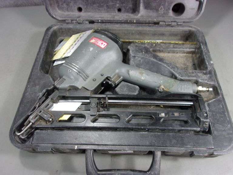 SENCO SFN40 PNEUMATIC FINISH NAILER Bentley & Associates, LLC