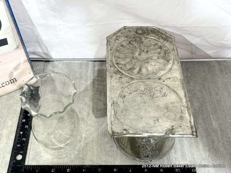 TIN WALL HANGING OIL LAMP