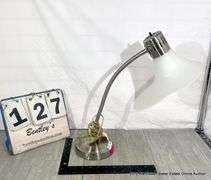 METAL DESK LAMP