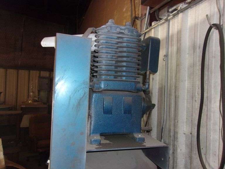 AMPAIR MOVING PRODUCTS ACI580V 80 GALLON VERTICAL AIR COMPRESSOR 2 STAGE Bentley