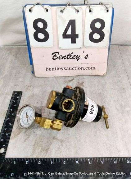 thumbnail image 2 of Pressure Regulator Water With Pressure Gauge,Pressure Reducing Valve Pressure Regulator Water Pressure Regulator 1 2inch 2 of 12