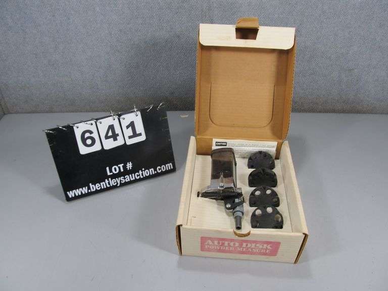 LEE DELUXE MODEL AUTO DISK POWDER MEASURE - Bentley &amp; Associates, LLC