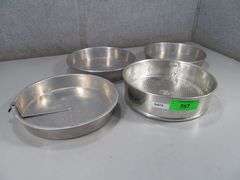 STACK: ALUMINUM BAKING PANS - Bentley & Associates, LLC