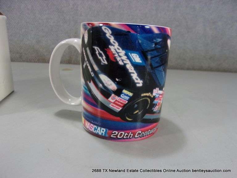 BOX: DALE EARNHARDT #3 NASCAR COFFEE MUG