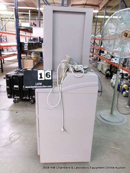 CARE FUSION PYXIS MEDSTATION AUTOMATED MEDICATION DISPENSING SYSTEM