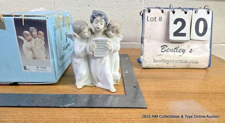 LLADRO: GRUPO DE ANGELES