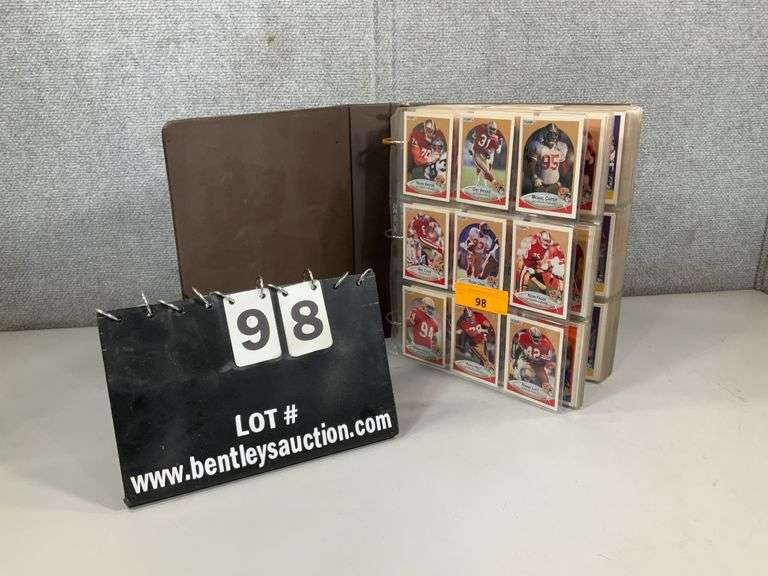 BINDER COMPLETE 90 FLEER FB SET W/ ALL PROS SET