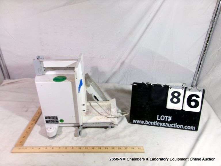 METTLER TOLEDO XS105 SCALE