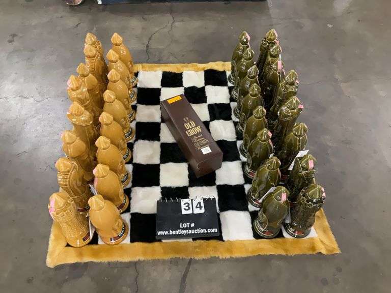 36-PIECE COMPLETE 1960 "OLD CROW' CHESS SET W/ ORIGINAL RUG BOARD - A;; BOXES AND CASES