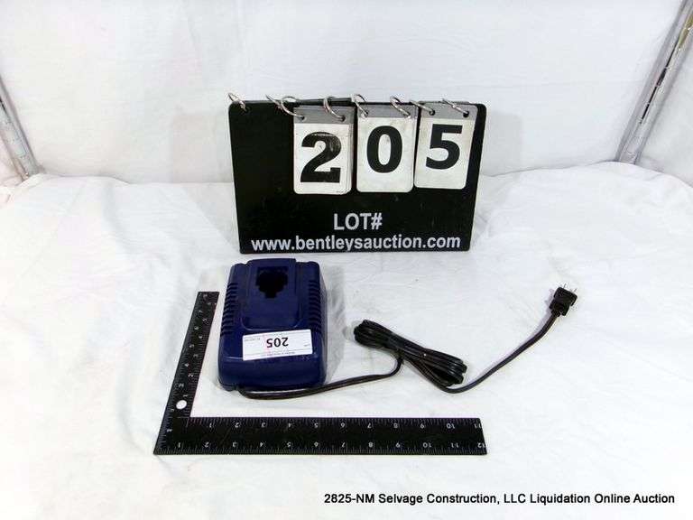 LINCOLN 1410 BATTERY CHARGER