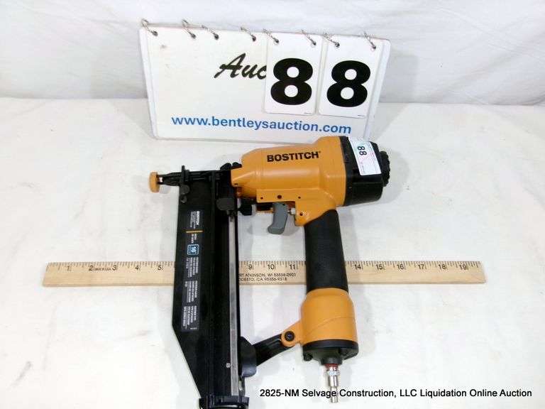 BOSTITCH SB-1664 FN 16 GA FASTENING GUN