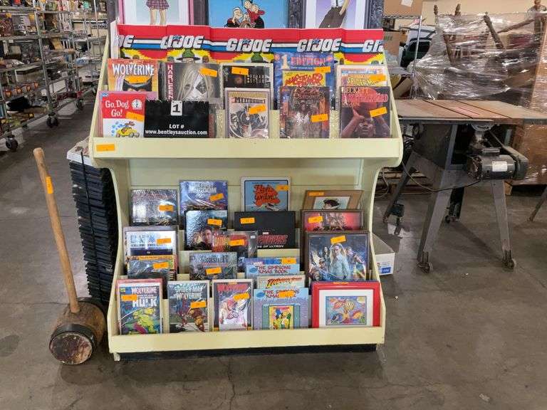 COMIC BOOK/MAGAZINE RACK - 9 SHELVES