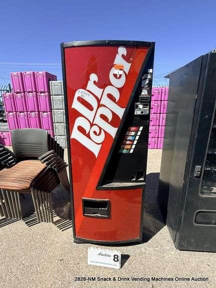 DR. PEPPER MACHINE MODEL: DNCB-276D3-162-6 - DIXIE NARCO