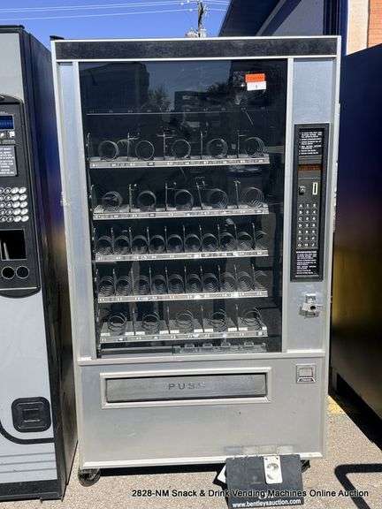 FSI MANUFACTURING VENDING MACHINE MODEL: 3015A