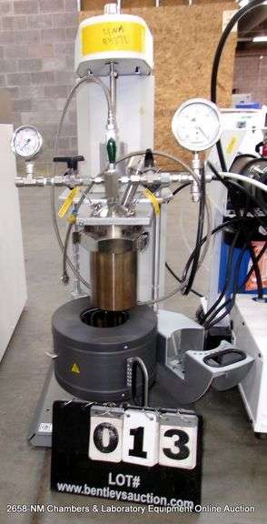 PARR 4523 BENCHTOP PRESSURE REACTOR